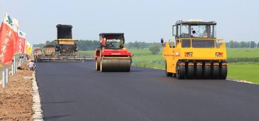 承接马路高速公路市政道路沥青路面施工摊铺修补铺装