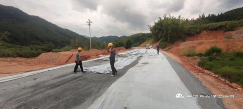 国道g235线尤溪西城至新阳 大田界 公路工程一期开展路面结构层施工