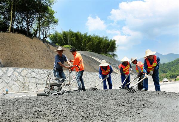 公路路面浇筑