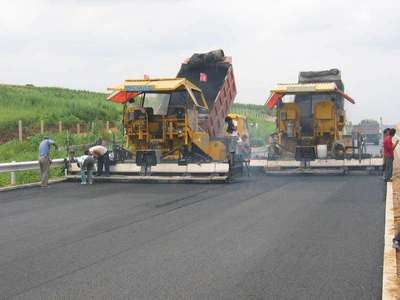 四川黑化道路沥青工程 就找仟和正 包工包料 快速施工