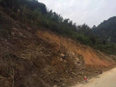 红星礼柄至清凉渔溪公路封闭施工 过往车辆请绕道行驶