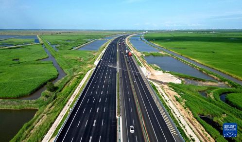 京哈高速公路改扩建工程盘锦段主线贯通