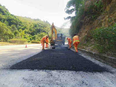 沙县公路分中心 全面开展秋季养护 提升道路通行品质