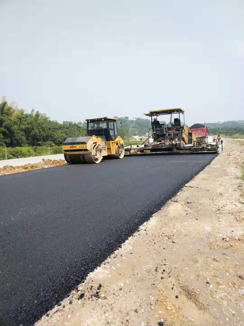 陆川县马坡至陆川公路改扩建项目工程建设取得阶段性进展